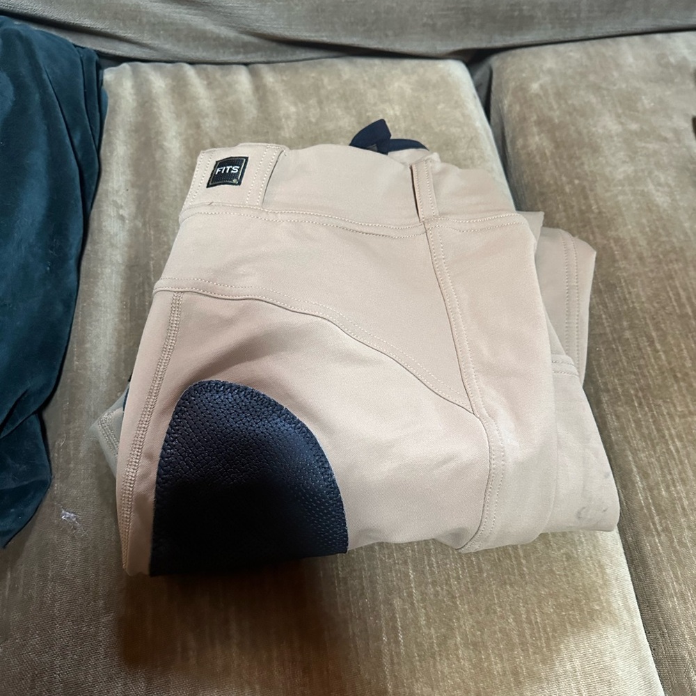 Fits Performax breeches, full seat XL tan